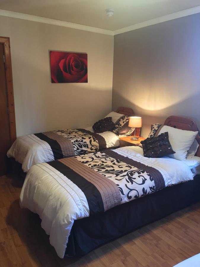 Dunhaven Guest House Странрер Екстериор снимка