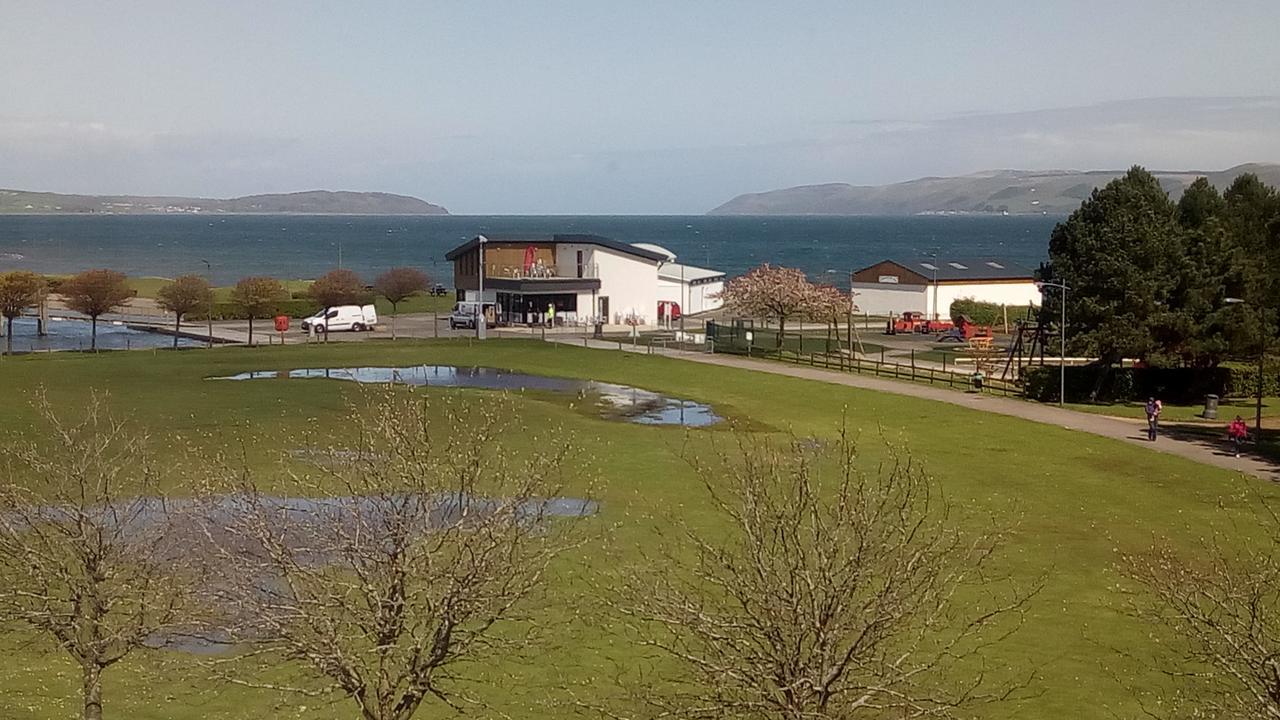Dunhaven Guest House Странрер Екстериор снимка